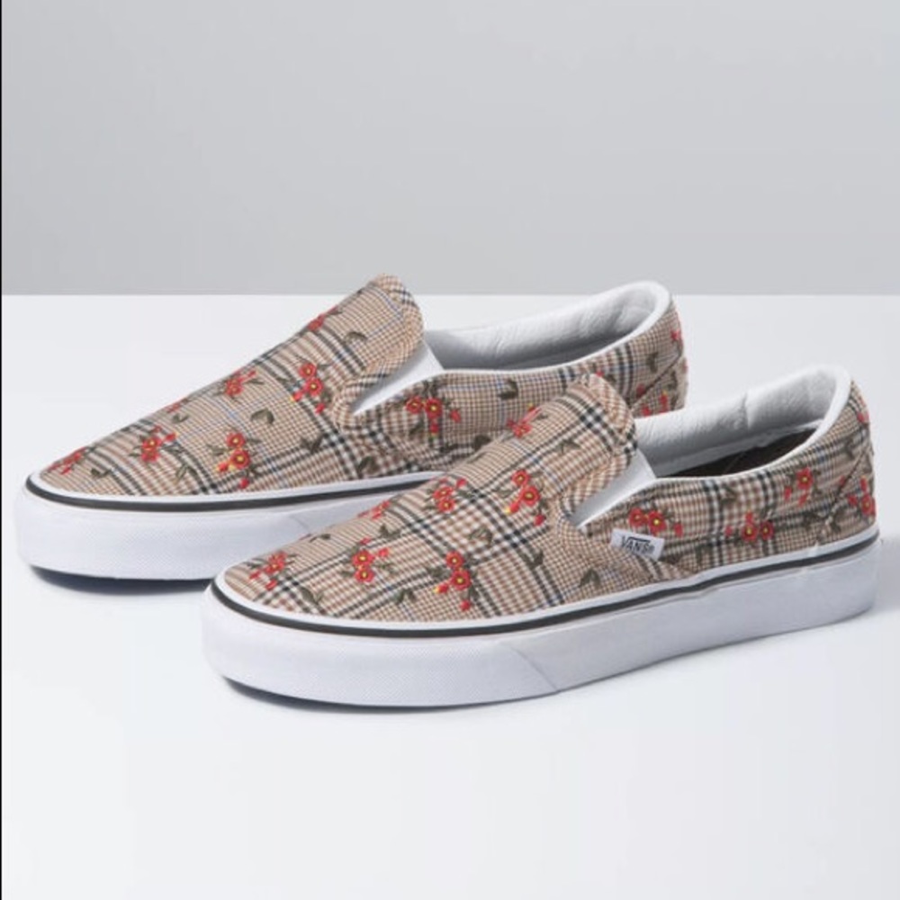 Slip-on Glen Plaid & Floral Skate Shoes